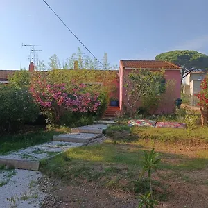 Maison De Vacances, Proche De La Fréjus